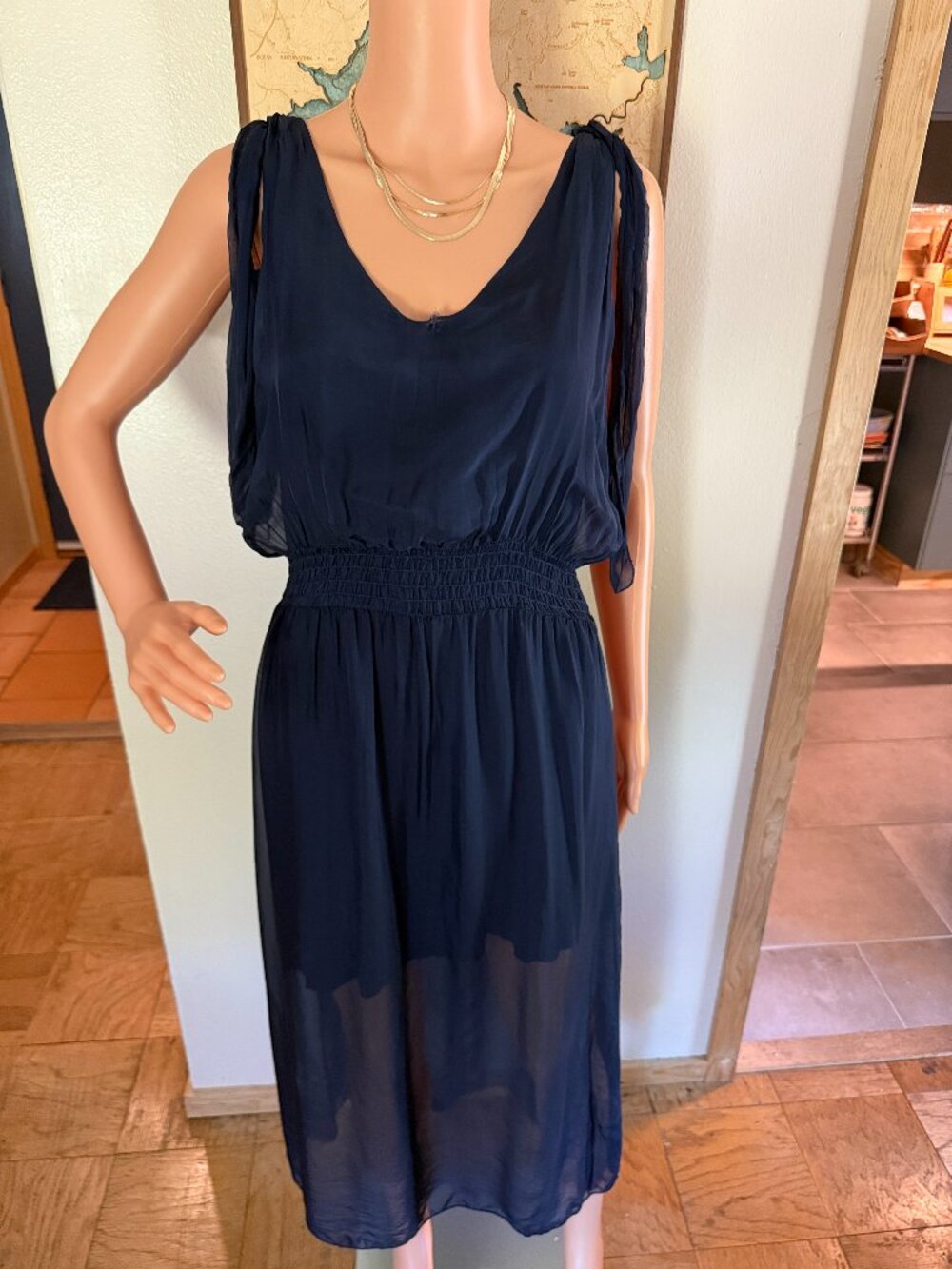 Tempo Paris Navy Silk Chiffon Smocked Midi Dress 💙 Size Small